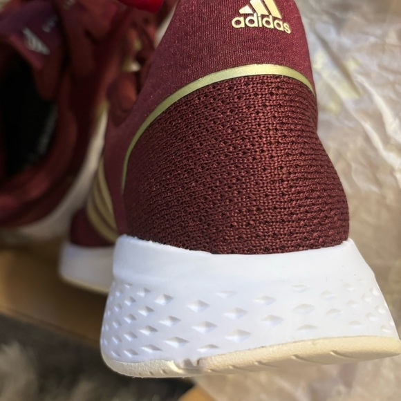 Brand New Adidas Running Shoes - Womenβs Size 8.5 (Original Box Included!) - Picture 12 of 16